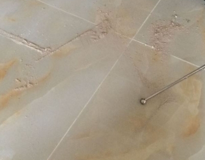 扎赉特旗瓷砖空鼓维修公司分享粘合剂选择不当在瓷砖铺贴过程中可能导致以下问题