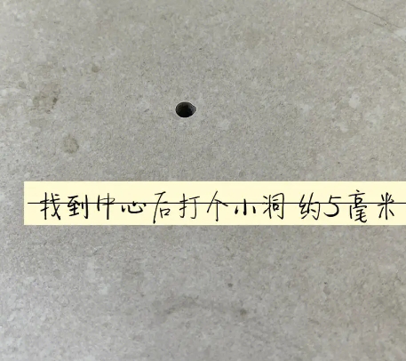 扎赉特旗瓷砖空鼓维修公司专业解答在瓷砖铺贴过程中，如果砂料搅拌不均匀，将会带来以下问题